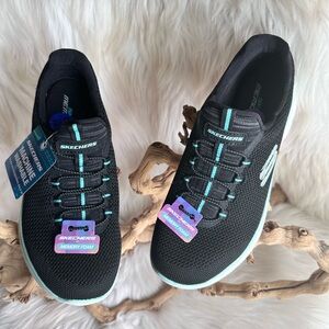 SKECHERS WOMEN/ Size 6.5